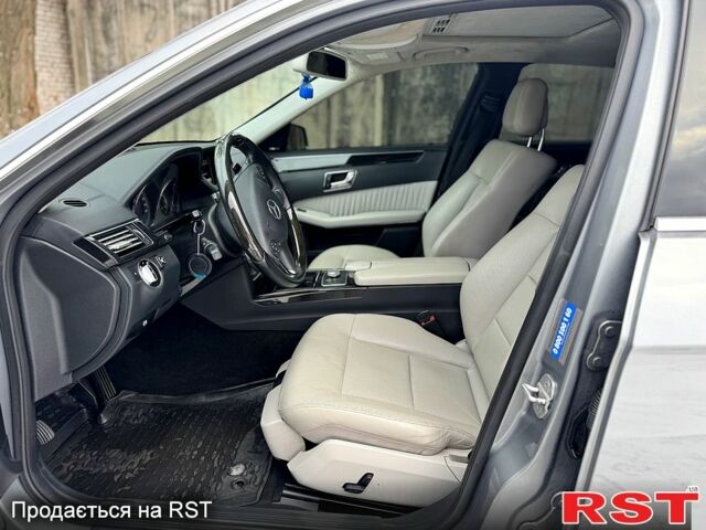 Сірий Мерседес Е-Клас, об'ємом двигуна 3.5 л та пробігом 265 тис. км за 10950 $, фото 7 на Automoto.ua