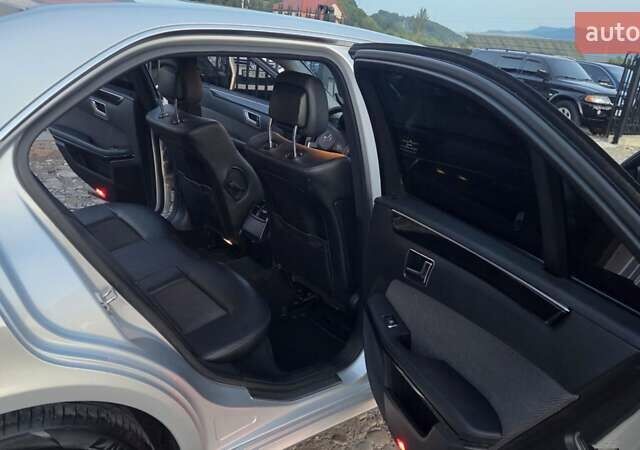 Серый Мерседес Е-Класс, объемом двигателя 2.2 л и пробегом 268 тыс. км за 10950 $, фото 14 на Automoto.ua