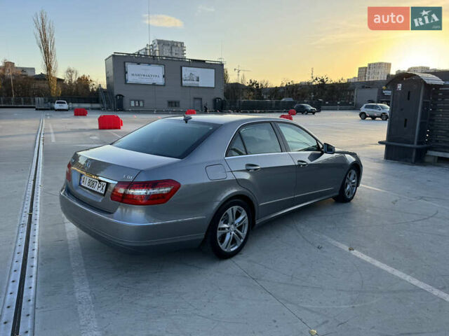 Серый Мерседес Е-Класс, объемом двигателя 2.14 л и пробегом 245 тыс. км за 11900 $, фото 42 на Automoto.ua