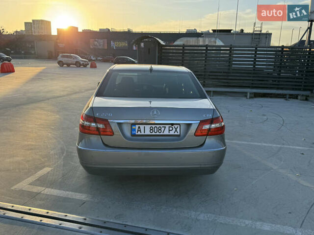 Сірий Мерседес Е-Клас, об'ємом двигуна 2.14 л та пробігом 246 тис. км за 12500 $, фото 14 на Automoto.ua