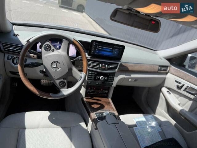 Серый Мерседес Е-Класс, объемом двигателя 2.99 л и пробегом 283 тыс. км за 13500 $, фото 11 на Automoto.ua