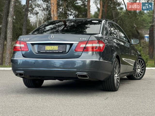 Серый Мерседес Е-Класс, объемом двигателя 2.14 л и пробегом 293 тыс. км за 11500 $, фото 14 на Automoto.ua