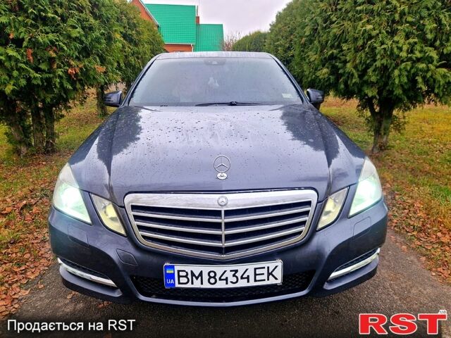 Серый Мерседес Е-Класс, объемом двигателя 2.1 л и пробегом 203 тыс. км за 11800 $, фото 6 на Automoto.ua
