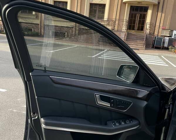 Сірий Мерседес Е-Клас, об'ємом двигуна 2.99 л та пробігом 304 тис. км за 15700 $, фото 7 на Automoto.ua