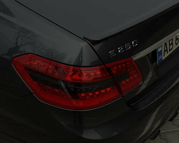 Сірий Мерседес Е-Клас, об'ємом двигуна 2.2 л та пробігом 344 тис. км за 14500 $, фото 16 на Automoto.ua