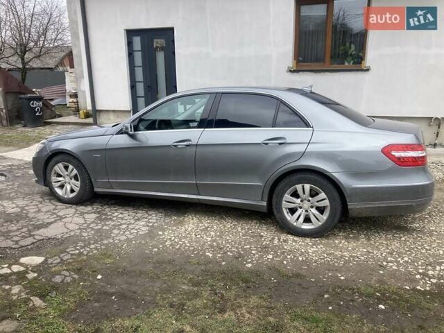 Серый Мерседес Е-Класс, объемом двигателя 2.1 л и пробегом 390 тыс. км за 11500 $, фото 8 на Automoto.ua