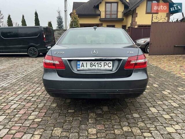 Сірий Мерседес Е-Клас, об'ємом двигуна 2.14 л та пробігом 357 тис. км за 6999 $, фото 5 на Automoto.ua