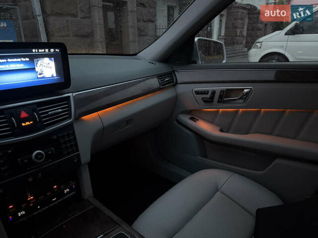 Серый Мерседес Е-Класс, объемом двигателя 2.99 л и пробегом 283 тыс. км за 13500 $, фото 22 на Automoto.ua