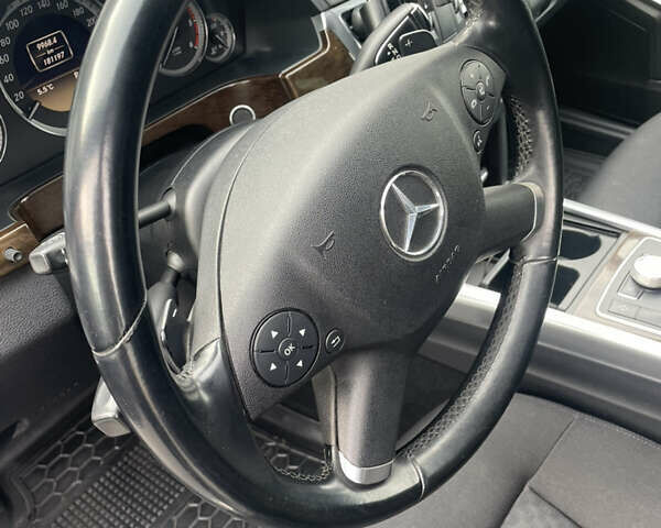 Серый Мерседес Е-Класс, объемом двигателя 2.14 л и пробегом 289 тыс. км за 16999 $, фото 17 на Automoto.ua