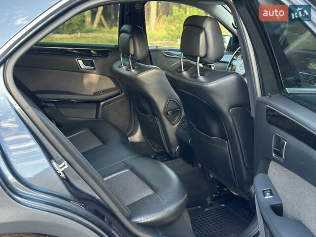 Серый Мерседес Е-Класс, объемом двигателя 2.14 л и пробегом 293 тыс. км за 11500 $, фото 34 на Automoto.ua