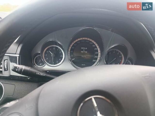 Сірий Мерседес Е-Клас, об'ємом двигуна 1.8 л та пробігом 180 тис. км за 16000 $, фото 5 на Automoto.ua
