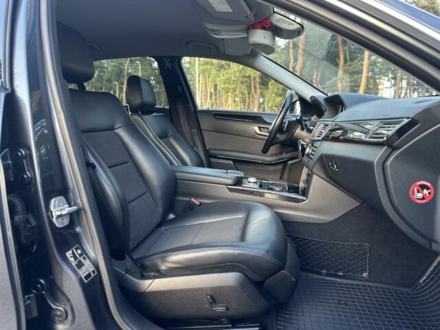 Сірий Мерседес Е-Клас, об'ємом двигуна 2.1 л та пробігом 293 тис. км за 11500 $, фото 23 на Automoto.ua