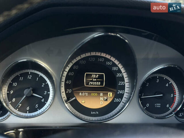 Серый Мерседес Е-Класс, объемом двигателя 2.14 л и пробегом 293 тыс. км за 11500 $, фото 28 на Automoto.ua