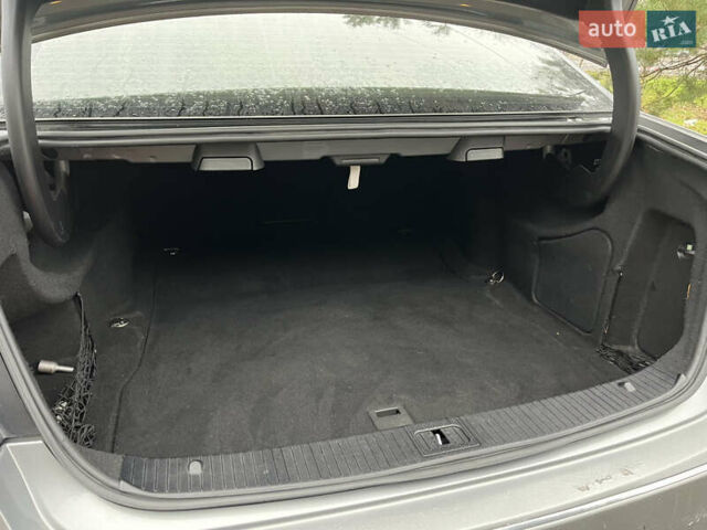 Серый Мерседес Е-Класс, объемом двигателя 2.2 л и пробегом 288 тыс. км за 11550 $, фото 18 на Automoto.ua