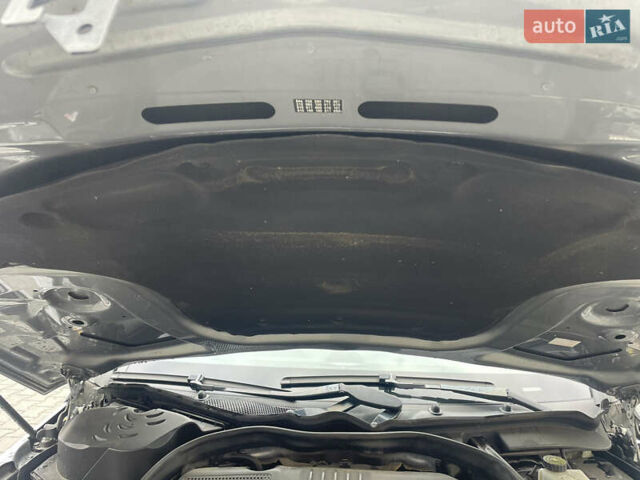 Серый Мерседес Е-Класс, объемом двигателя 2.14 л и пробегом 289 тыс. км за 16999 $, фото 6 на Automoto.ua