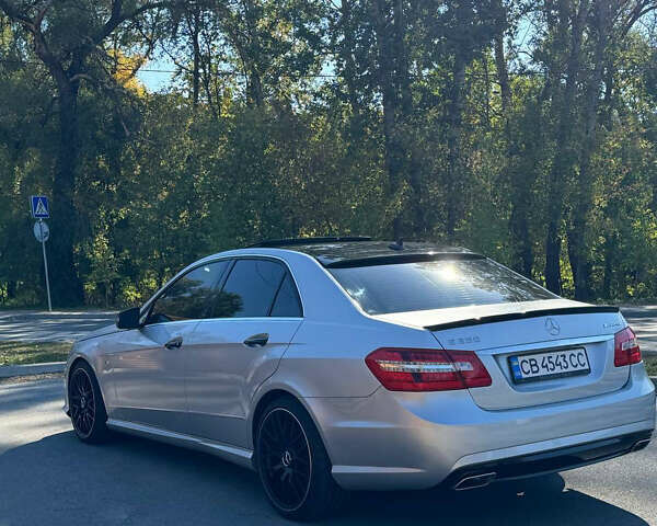 Сірий Мерседес Е-Клас, об'ємом двигуна 3.5 л та пробігом 132 тис. км за 18900 $, фото 3 на Automoto.ua