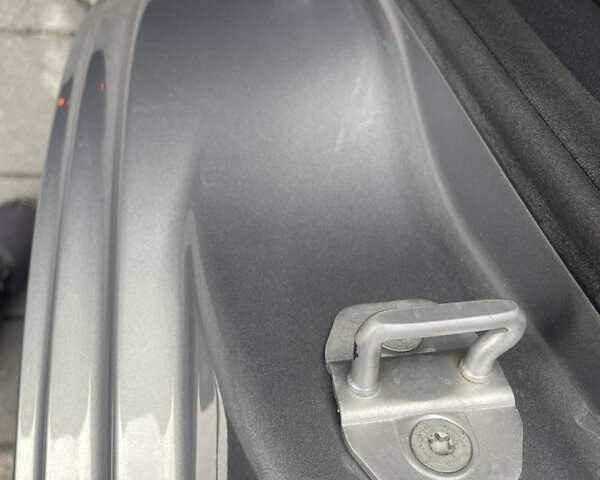 Серый Мерседес Е-Класс, объемом двигателя 2.14 л и пробегом 289 тыс. км за 16999 $, фото 30 на Automoto.ua