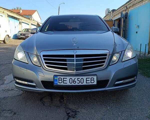 Сірий Мерседес Е-Клас, об'ємом двигуна 2.2 л та пробігом 230 тис. км за 12400 $, фото 5 на Automoto.ua