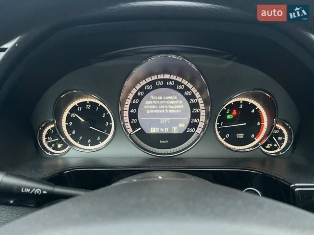 Сірий Мерседес Е-Клас, об'ємом двигуна 2.14 л та пробігом 357 тис. км за 6999 $, фото 11 на Automoto.ua