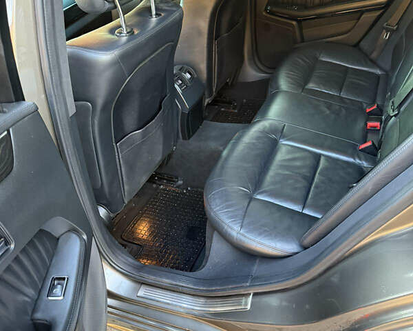 Сірий Мерседес Е-Клас, об'ємом двигуна 2.14 л та пробігом 385 тис. км за 10500 $, фото 15 на Automoto.ua