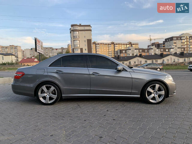 Мерседес Е-Класс 2011 в Хмельницком на Automoto.ua Серый Мерседес Е-Класс, объемом двигателя 2.14 л и пробегом 300 тыс. км за 15950 $, фото 5 на Automoto.ua