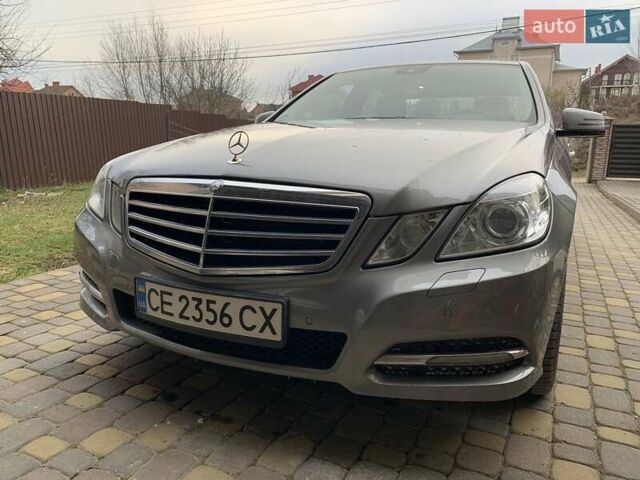 Серый Мерседес Е-Класс, объемом двигателя 2.1 л и пробегом 294 тыс. км за 14500 $, фото 4 на Automoto.ua