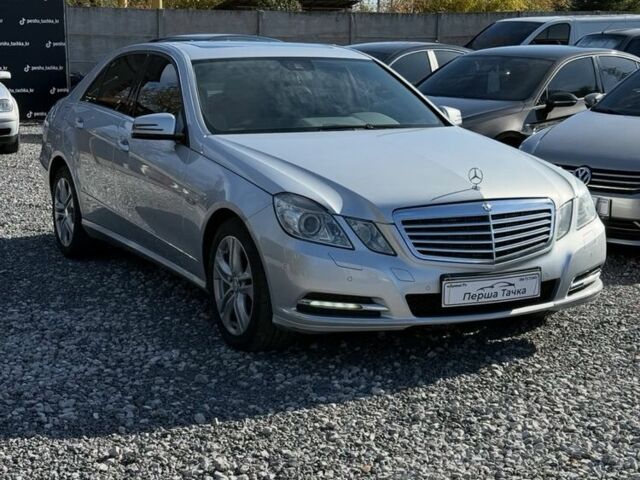Серый Мерседес Е-Класс, объемом двигателя 1.8 л и пробегом 211 тыс. км за 12000 $, фото 2 на Automoto.ua