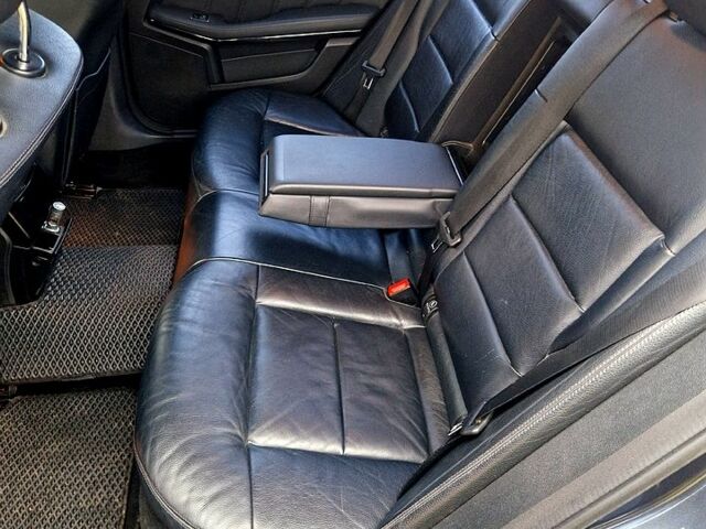 Серый Мерседес Е-Класс, объемом двигателя 2.1 л и пробегом 203 тыс. км за 11800 $, фото 11 на Automoto.ua