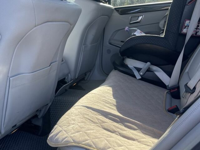 Сірий Мерседес Е-Клас, об'ємом двигуна 2.1 л та пробігом 277 тис. км за 11500 $, фото 7 на Automoto.ua