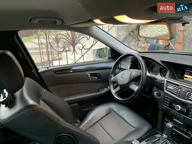 Серый Мерседес Е-Класс, объемом двигателя 2.1 л и пробегом 294 тыс. км за 14500 $, фото 21 на Automoto.ua
