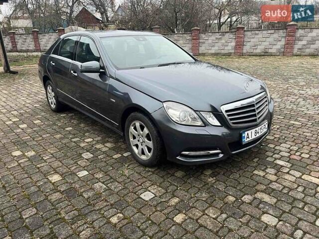 Сірий Мерседес Е-Клас, об'ємом двигуна 2.14 л та пробігом 357 тис. км за 6999 $, фото 1 на Automoto.ua