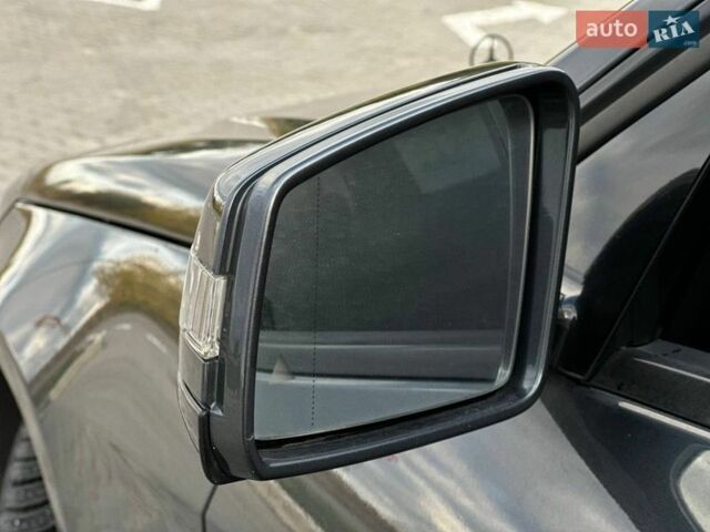 Серый Мерседес Е-Класс, объемом двигателя 2.14 л и пробегом 290 тыс. км за 14000 $, фото 6 на Automoto.ua