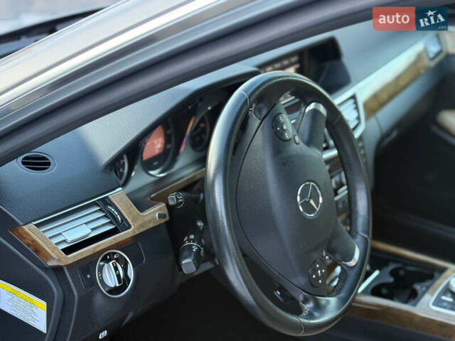 Серый Мерседес Е-Класс, объемом двигателя 3 л и пробегом 126 тыс. км за 16300 $, фото 25 на Automoto.ua