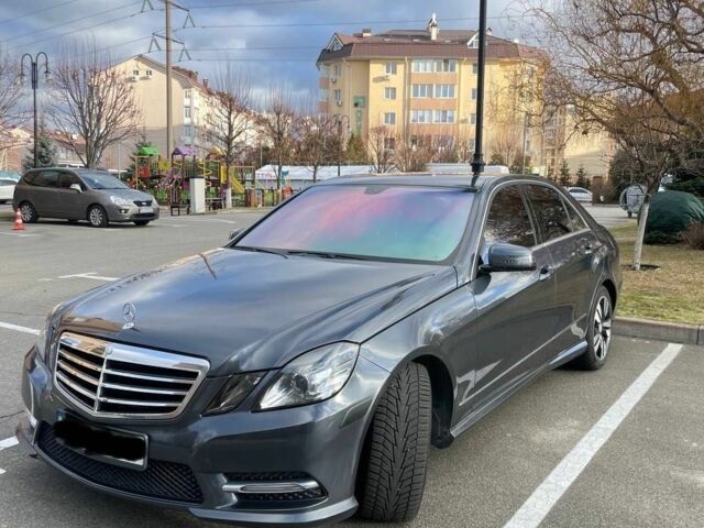 Серый Мерседес Е-Класс, объемом двигателя 3 л и пробегом 304 тыс. км за 15200 $, фото 2 на Automoto.ua
