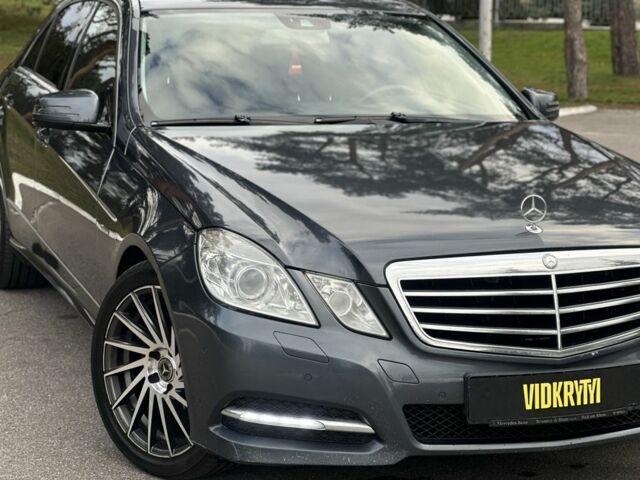 Сірий Мерседес Е-Клас, об'ємом двигуна 2.1 л та пробігом 293 тис. км за 11500 $, фото 3 на Automoto.ua