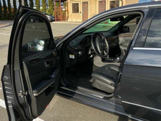 Серый Мерседес Е-Класс, объемом двигателя 3 л и пробегом 304 тыс. км за 15200 $, фото 5 на Automoto.ua