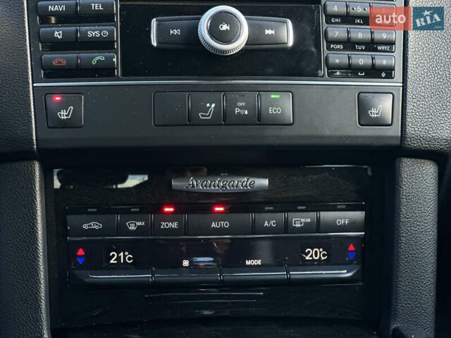 Серый Мерседес Е-Класс, объемом двигателя 2.14 л и пробегом 293 тыс. км за 11500 $, фото 27 на Automoto.ua