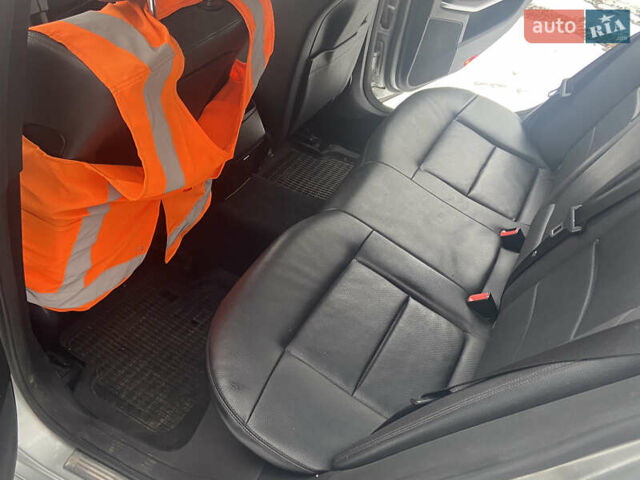 Сірий Мерседес Е-Клас, об'ємом двигуна 2.14 л та пробігом 209 тис. км за 11000 $, фото 5 на Automoto.ua