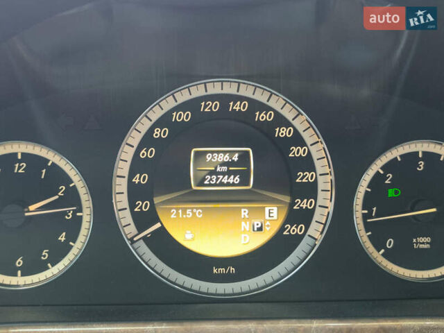 Сірий Мерседес Е-Клас, об'ємом двигуна 2.14 л та пробігом 240 тис. км за 13500 $, фото 12 на Automoto.ua