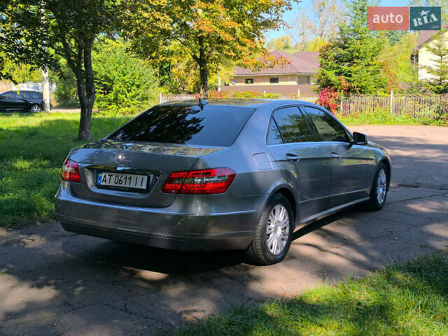 Серый Мерседес Е-Класс, объемом двигателя 2.14 л и пробегом 240 тыс. км за 13500 $, фото 6 на Automoto.ua