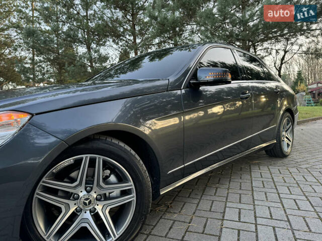 Серый Мерседес Е-Класс, объемом двигателя 2.2 л и пробегом 232 тыс. км за 16300 $, фото 9 на Automoto.ua