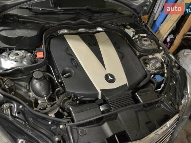 Серый Мерседес Е-Класс, объемом двигателя 2.99 л и пробегом 229 тыс. км за 16000 $, фото 6 на Automoto.ua