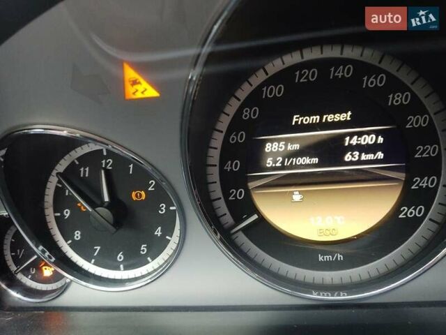 Серый Мерседес Е-Класс, объемом двигателя 2.2 л и пробегом 320 тыс. км за 12700 $, фото 5 на Automoto.ua