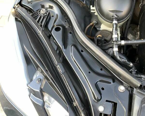 Серый Мерседес Е-Класс, объемом двигателя 2.2 л и пробегом 283 тыс. км за 14750 $, фото 51 на Automoto.ua