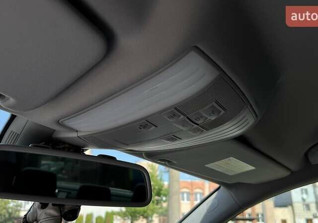 Серый Мерседес Е-Класс, объемом двигателя 2.1 л и пробегом 218 тыс. км за 12500 $, фото 16 на Automoto.ua