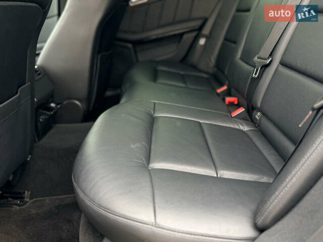 Сірий Мерседес Е-Клас, об'ємом двигуна 2.1 л та пробігом 149 тис. км за 18950 $, фото 50 на Automoto.ua