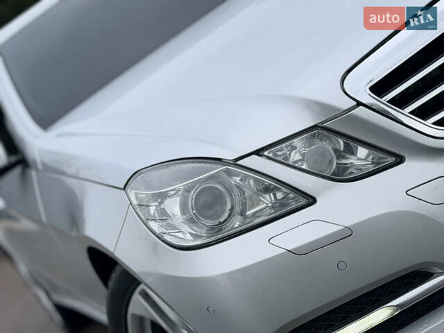 Сірий Мерседес Е-Клас, об'ємом двигуна 2.1 л та пробігом 149 тис. км за 18950 $, фото 4 на Automoto.ua
