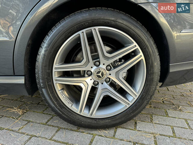 Серый Мерседес Е-Класс, объемом двигателя 2.2 л и пробегом 232 тыс. км за 16300 $, фото 37 на Automoto.ua