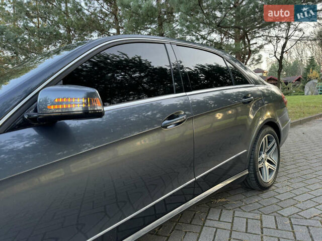 Серый Мерседес Е-Класс, объемом двигателя 2.2 л и пробегом 232 тыс. км за 16300 $, фото 15 на Automoto.ua