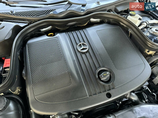 Серый Мерседес Е-Класс, объемом двигателя 2.2 л и пробегом 232 тыс. км за 16300 $, фото 113 на Automoto.ua